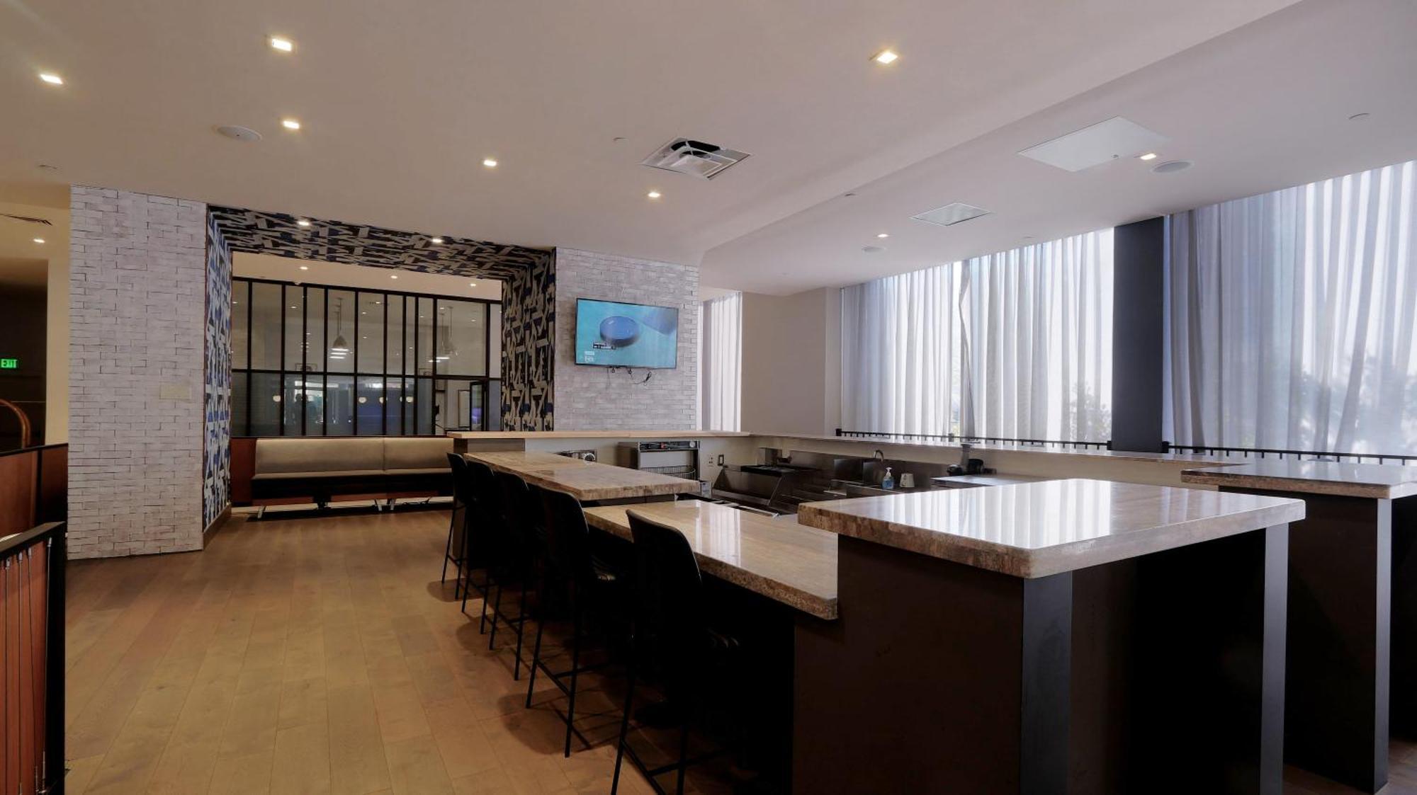 Convention Center Executive Properties Free Indoor Parking Baltimora Esterno foto